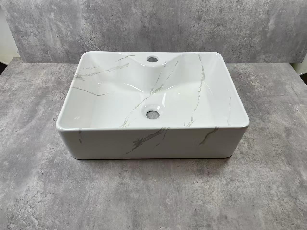 Basin White with grey Wines 831-GWM-21