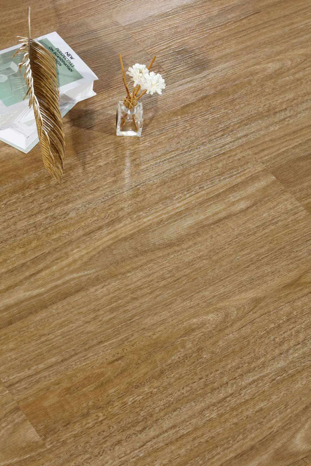 L161 12mm Spotted Gum Premium Laminate flooring